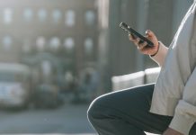 Amikor dönteni kell, melyik telefont válaszd… mobil